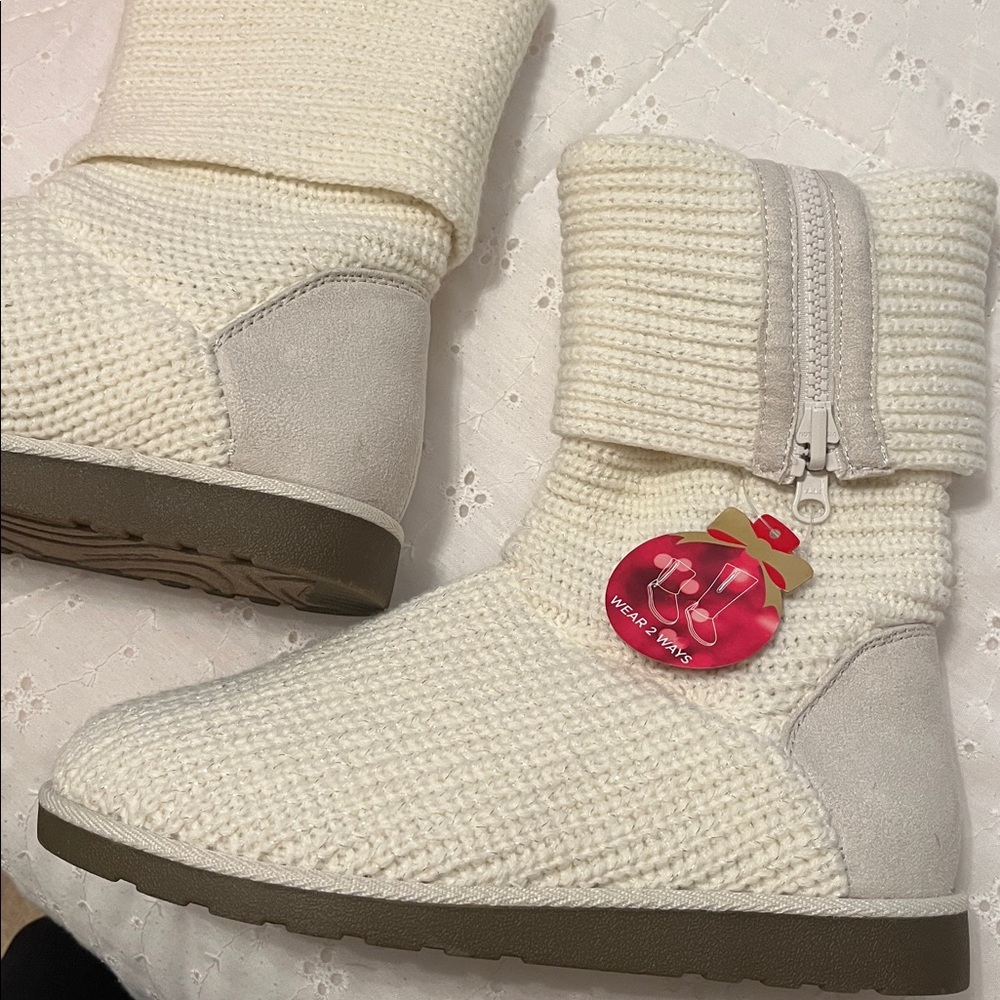 SO Cozy White Knit Boots
